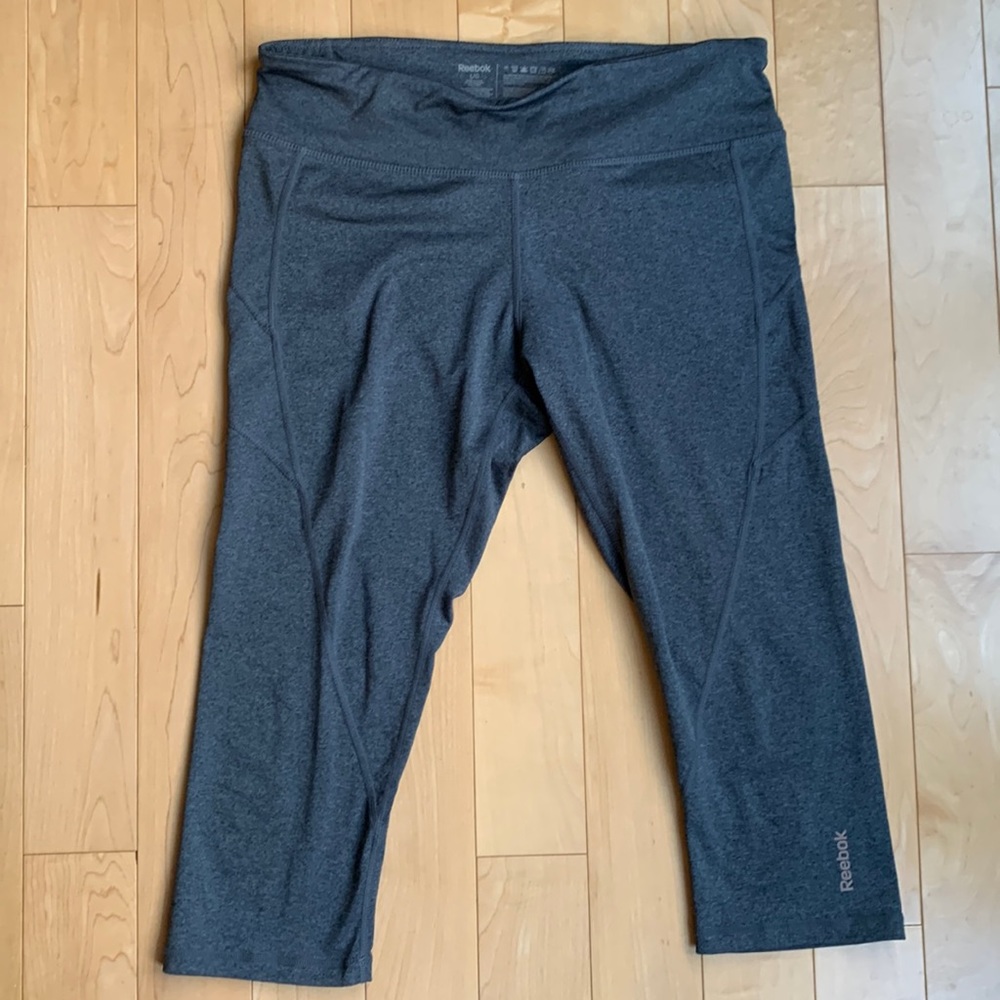 Reebok mid-length legging